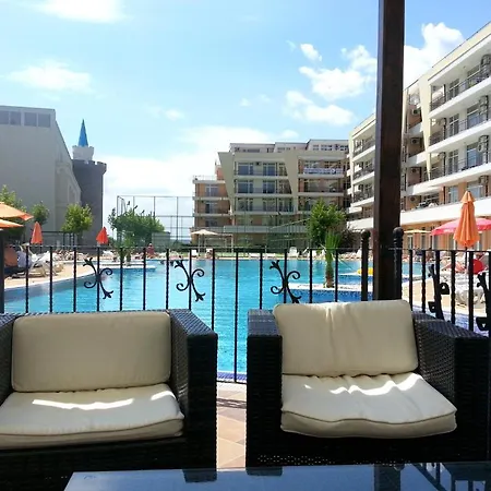Апартаменты Menada Grand Kamelia