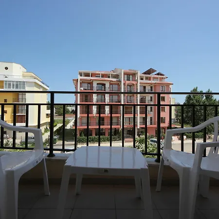Menada Grand Kamelia Апартаменты *