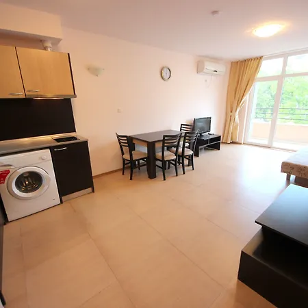 Menada Grand Kamelia * ساني بيتش