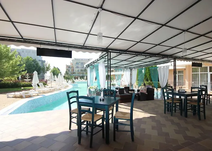 Menada Grand Kamelia *