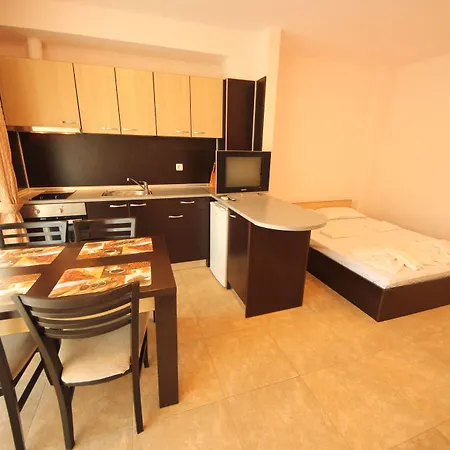 Menada Grand Kamelia Apartamento Sunny Beach