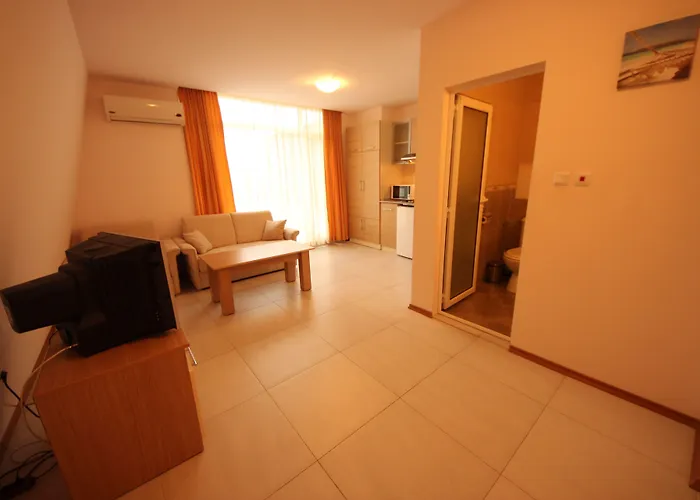 Menada Grand Kamelia *