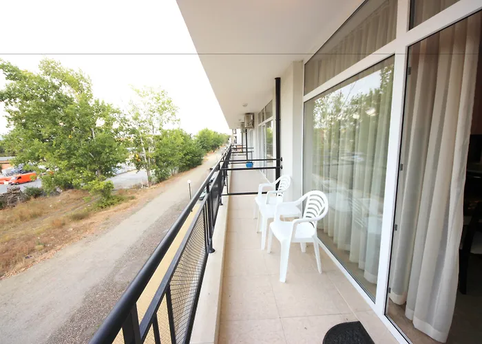 Menada Grand Kamelia Апартаменты