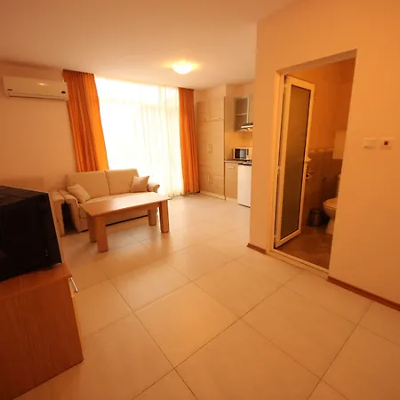 米娜达格兰德咖米莉亚公寓酒店 *