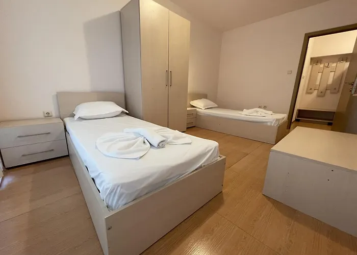 Menada Grand Kamelia Lägenhet Slăntjev Brjag